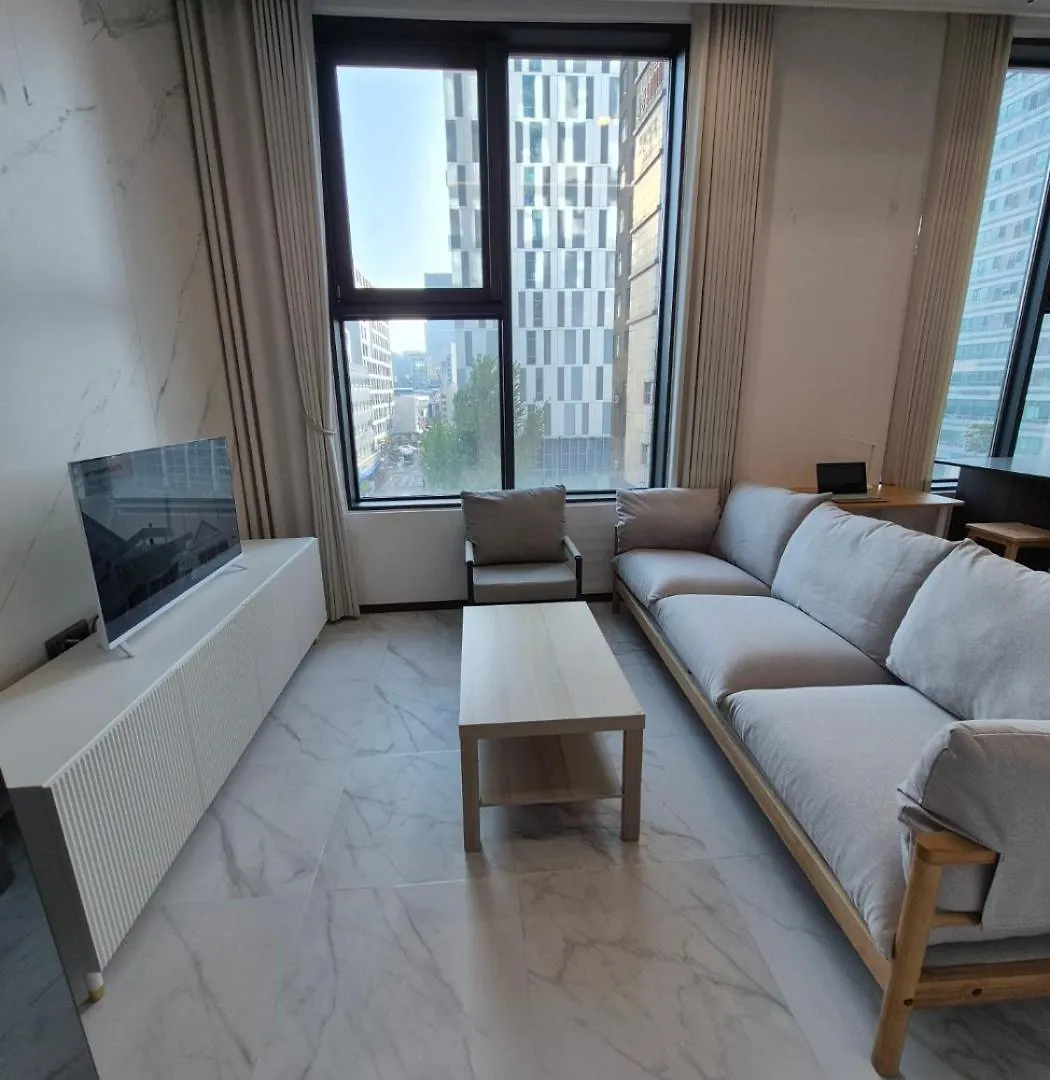 Comfortable House, New Building, Dongdaemun History & Culture Park Station Seul